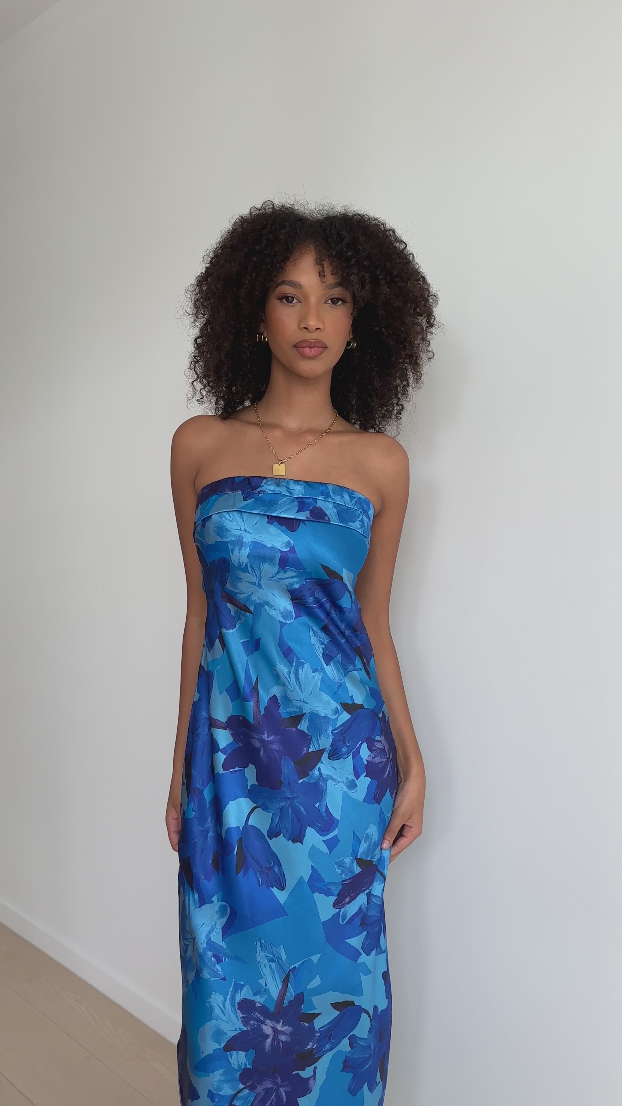 Miya Maxi Dress - Blue Floral