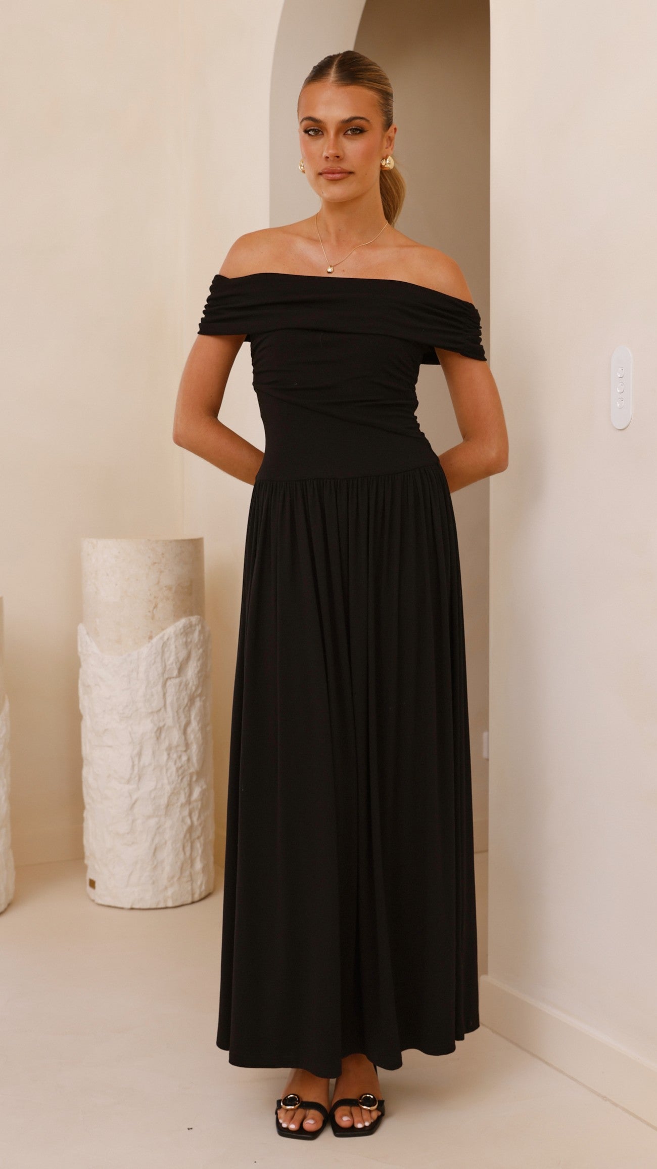 Manalla Maxi Dress - Black