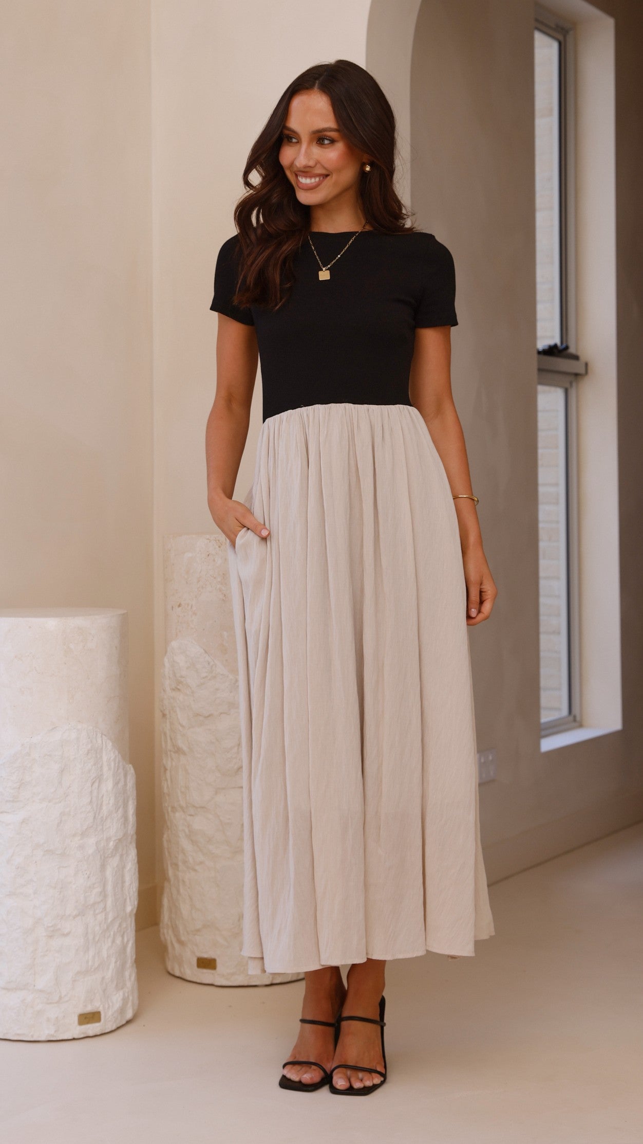 Portia Maxi Dress - Black / Cream