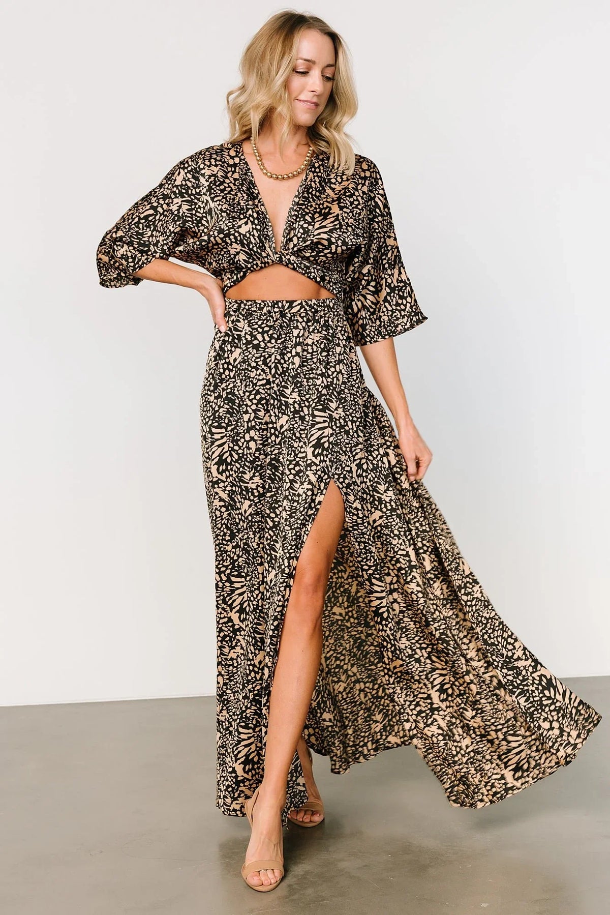 Morlana Maxi Dress | Black + Tan Print