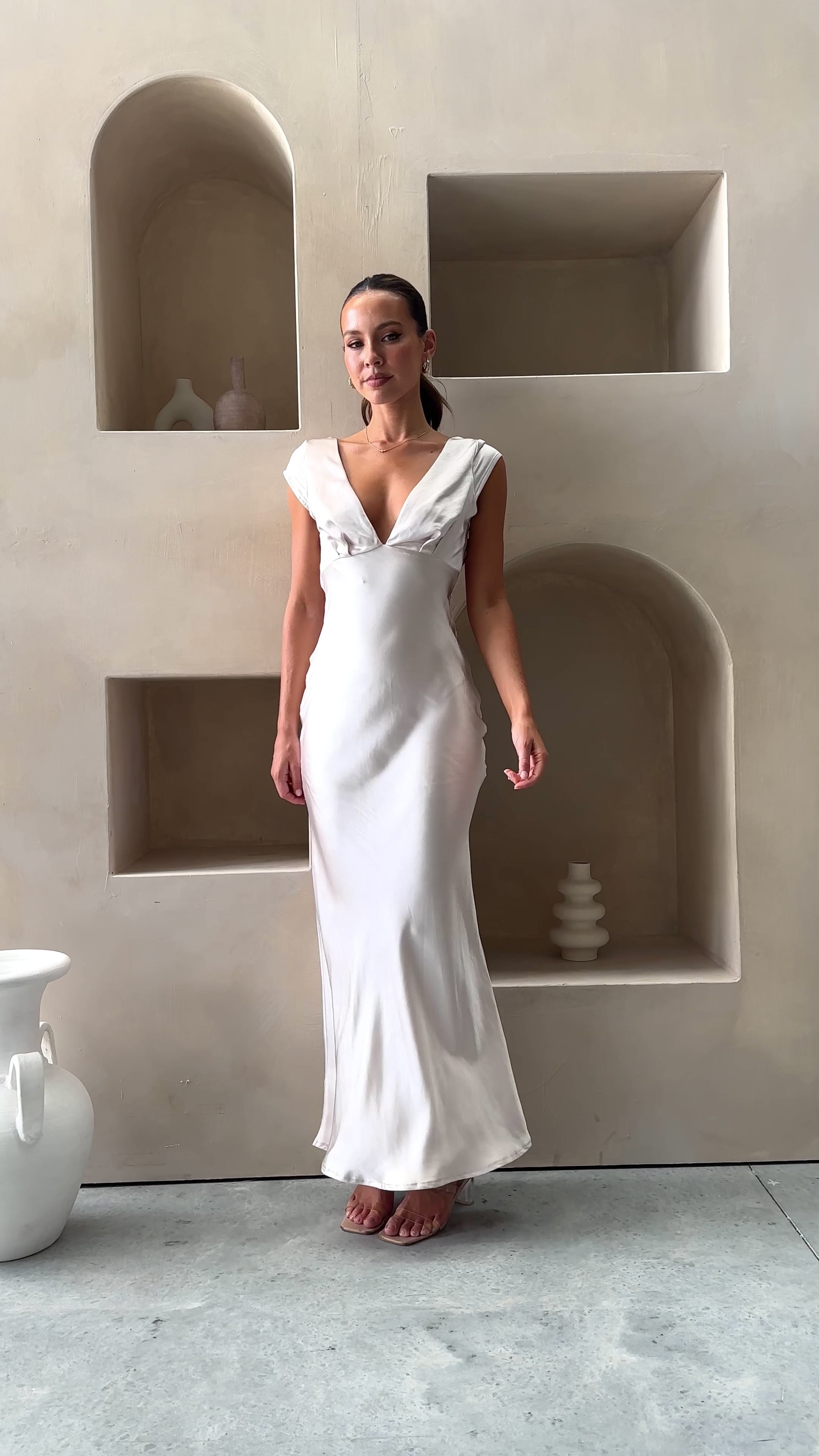 Amelia Maxi Dress - Champagne