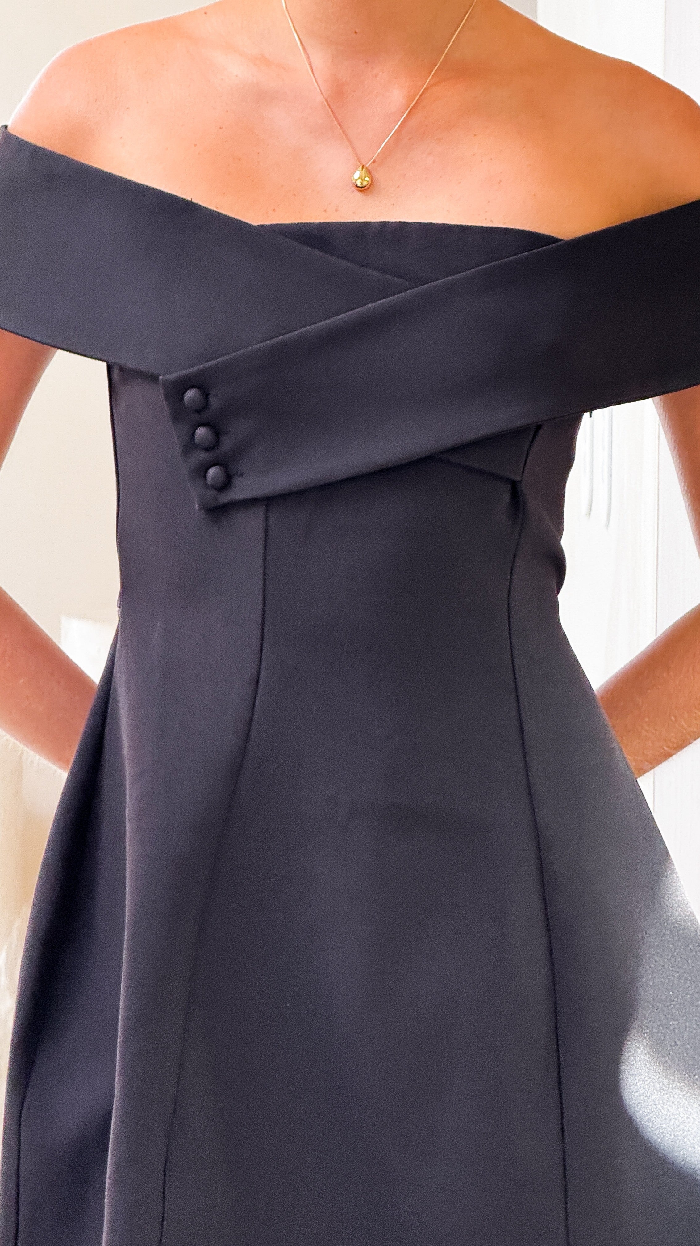 Zyan Off Shoulder Mini Dress - Black