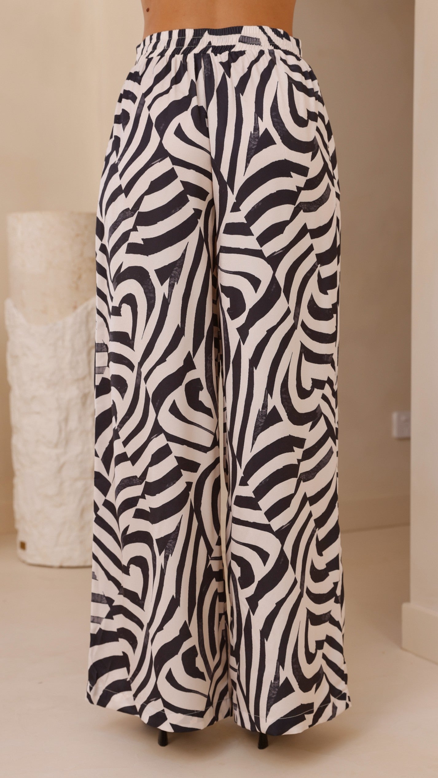 Eisley Pants - Black / Beige Geo Print