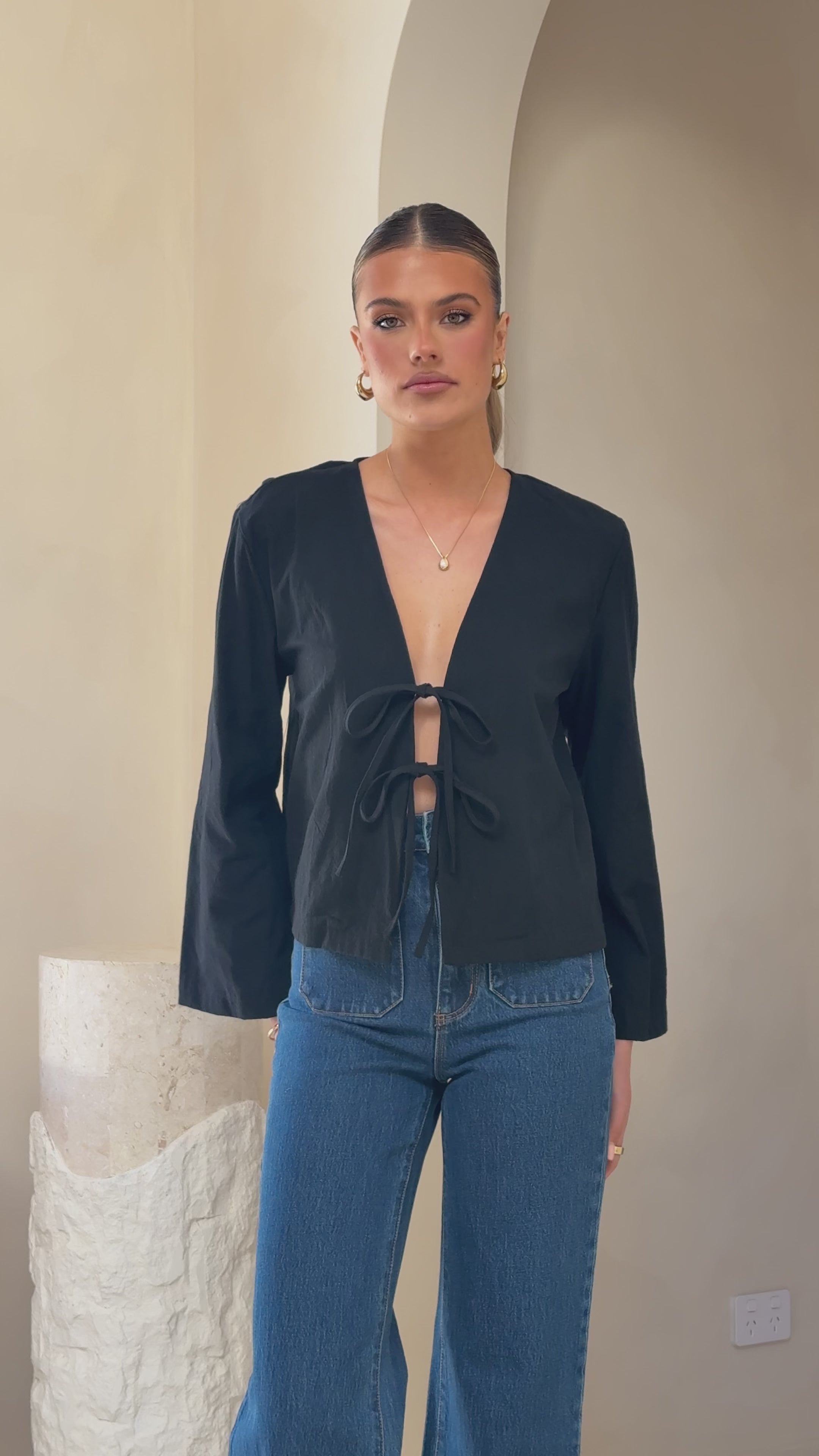 Kiera Tie Front Top - Black